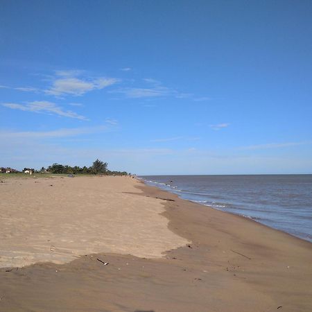 Casa Frente Para O Mar Nova Vicosa Bagian luar foto
